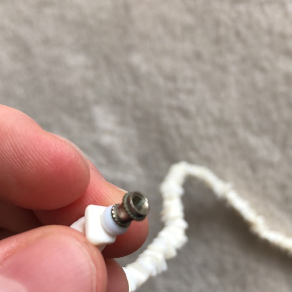 Vintage Puka shell necklace - Picture 3 of 4